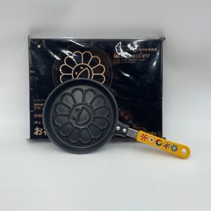 Takashi murakami waffle frying pan